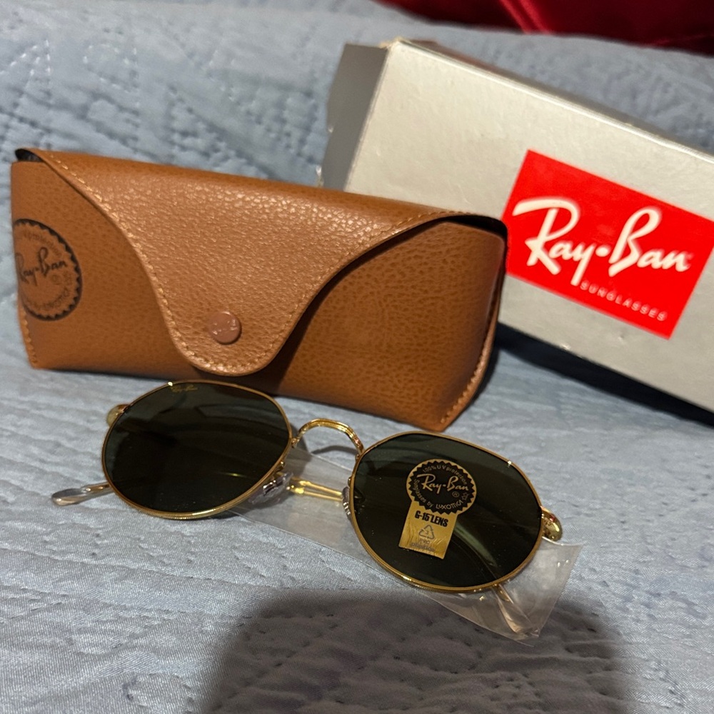 Ray-Ban Gold Frame Sunglasses with Black Lenses